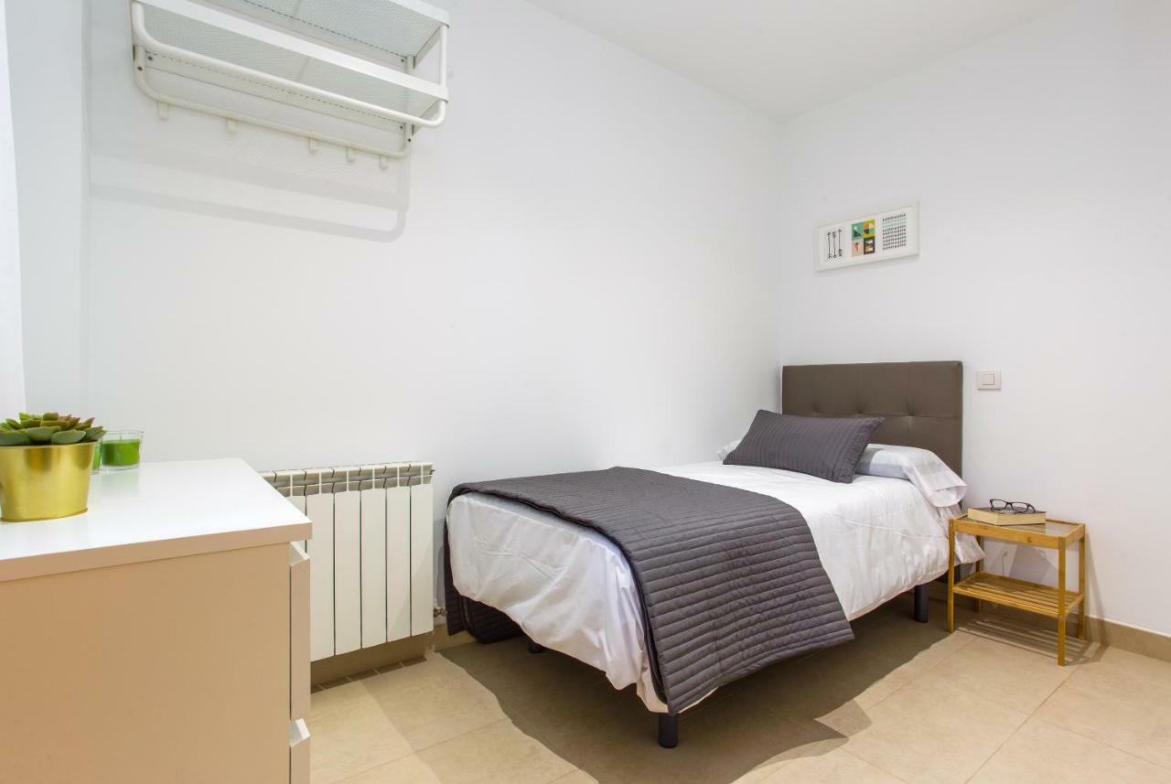 Feriapiso Apartments Palmer L'Hospitalet de Llobregat Dış mekan fotoğraf